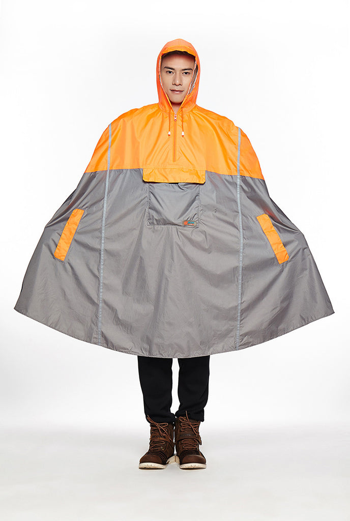 Multifunctional riding raincoat