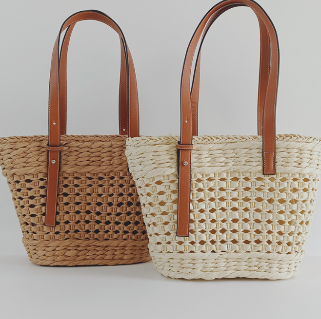 Hollow Handmade Zipper Woven Women's Bag