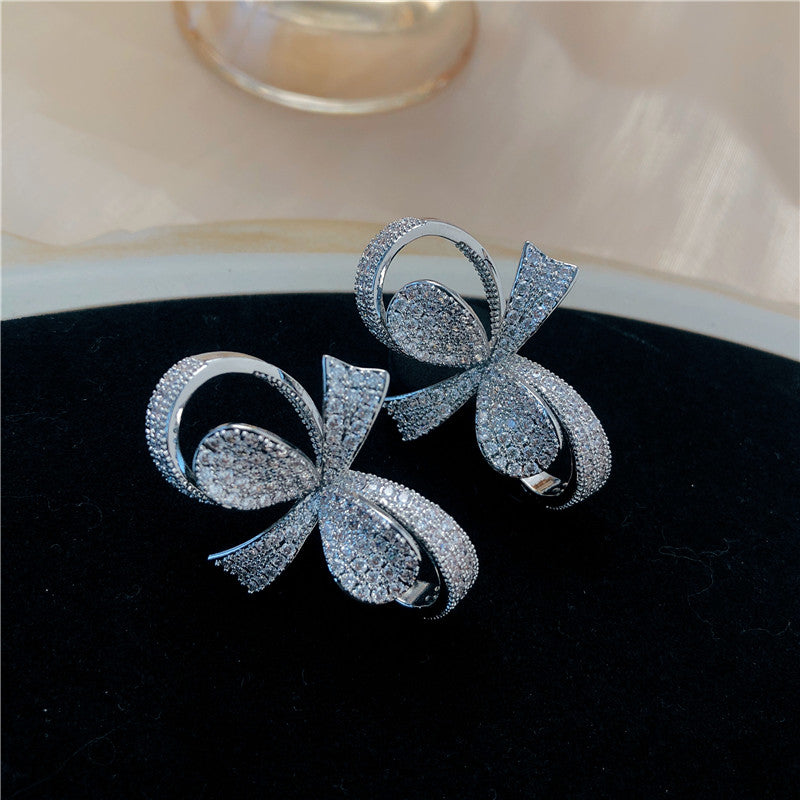 New Luxury Style Sparkling Zircon Earrings