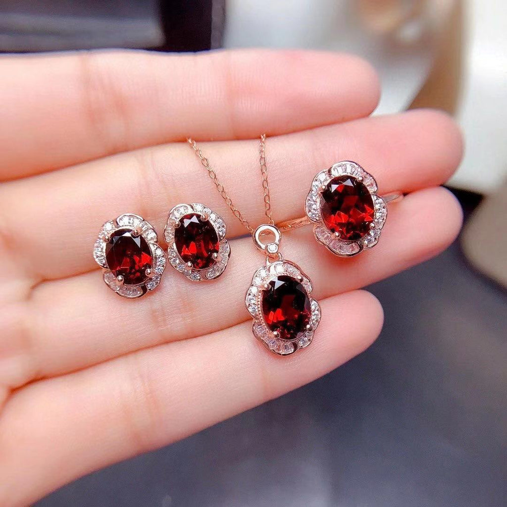 Natural Garnet Stone Set Gao Guihua Lihua 925 Silver Inlaid Necklace