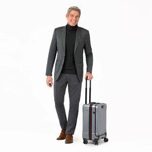 Briggs & Riley Torq International 53.3cm Global Carry-on Spinner Suitcase