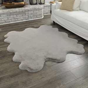 Mon Chateau Faux Fur Sexto Rug in 2 Colours, 160 x 177 cm