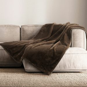 Mon Chateau Faux Fur Throw in 4 Colours, 152 x 177 cm
