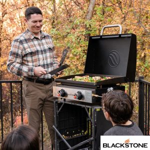 Blackstone 22" Tabletop Gas Griddle with Hood